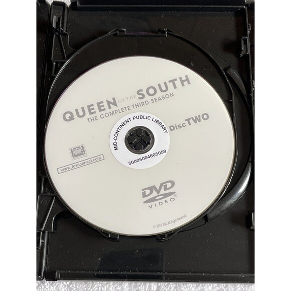 Queen Of The South The Complete Third Season 3 Disc Set DVD - Ex-Library Copy - Picture 5 of 9